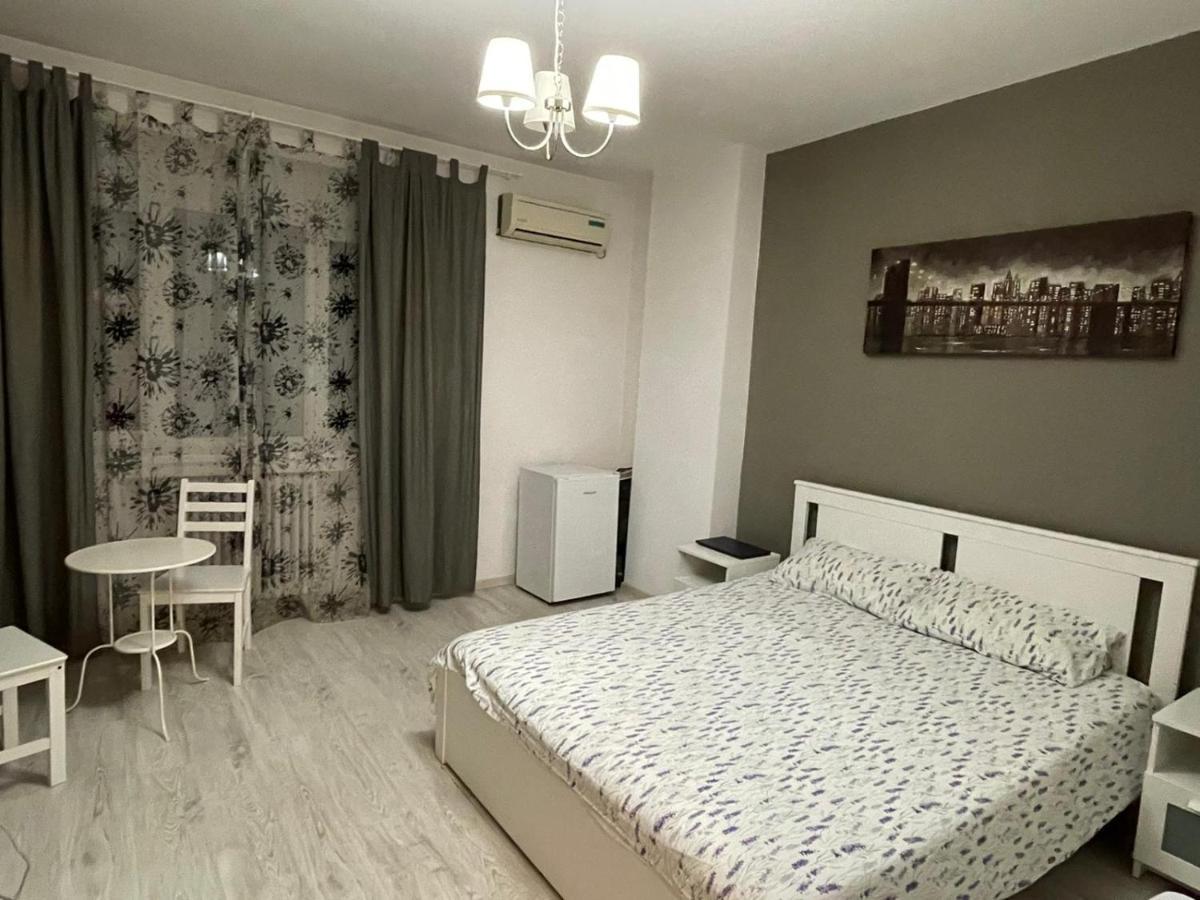 Centru Charming New Apartament Piata Universitate Apartment Bucharest Luaran gambar